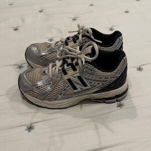 New Balance Boys Silver and Black Athletic Shoes